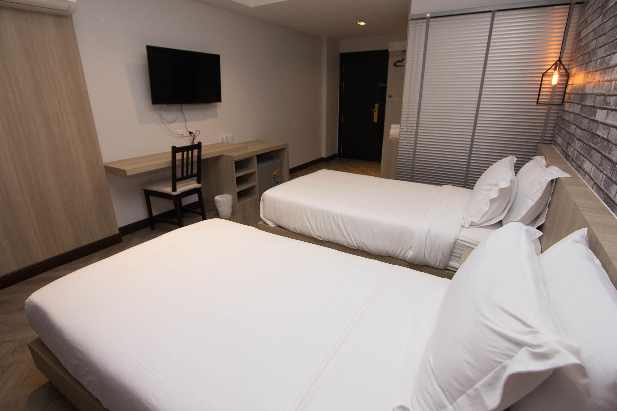 168 Studio Hotel Ubon Ratchathani Zewnętrze zdjęcie