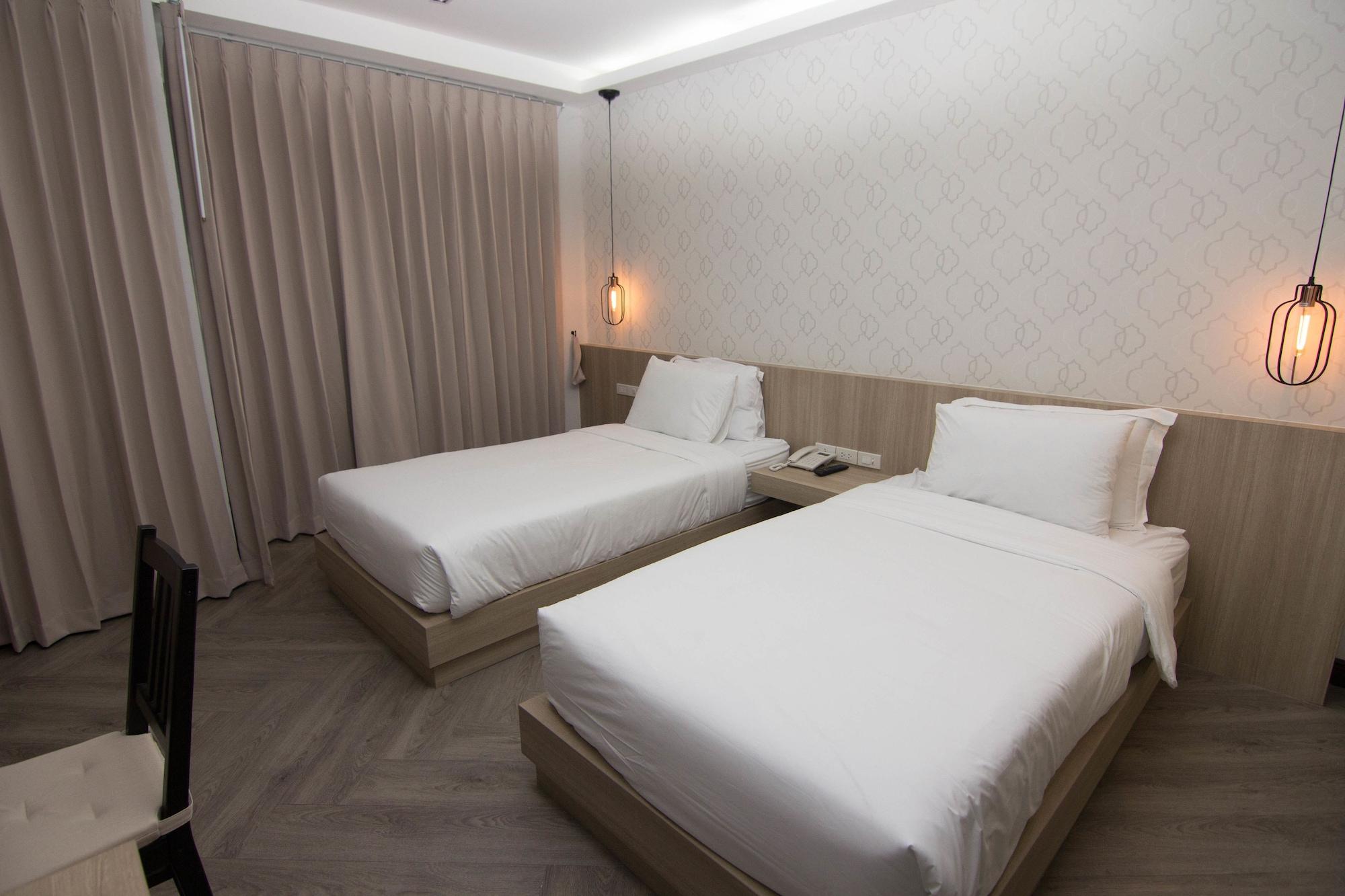 168 Studio Hotel Ubon Ratchathani Zewnętrze zdjęcie