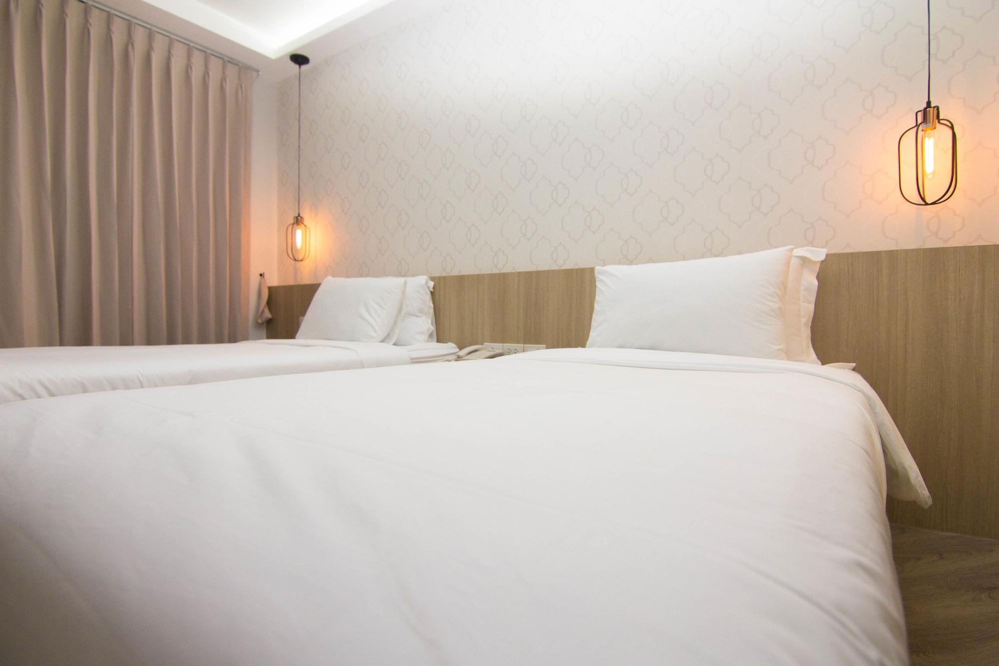 168 Studio Hotel Ubon Ratchathani Zewnętrze zdjęcie