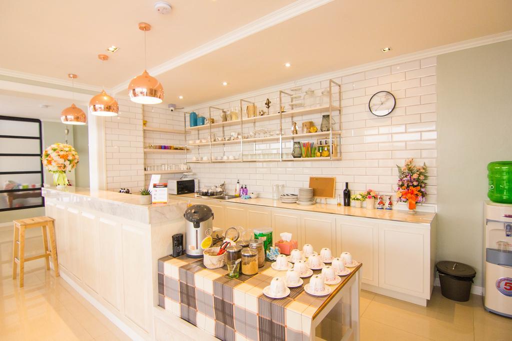 168 Studio Hotel Ubon Ratchathani Zewnętrze zdjęcie